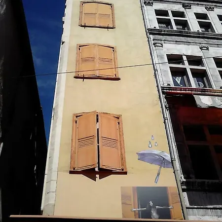 Duplex Coeur De Ville Apartment